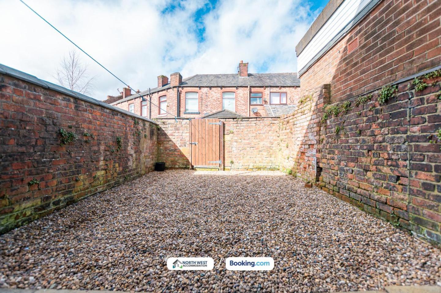 Manchester Work Stays 2Br Home With Parking & Wifi Extérieur photo