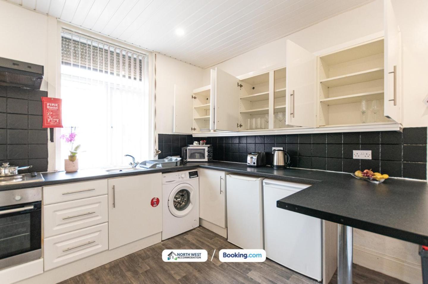 Manchester Work Stays 2Br Home With Parking & Wifi Extérieur photo